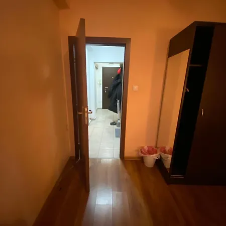 Cosy Private In Center Price شقة